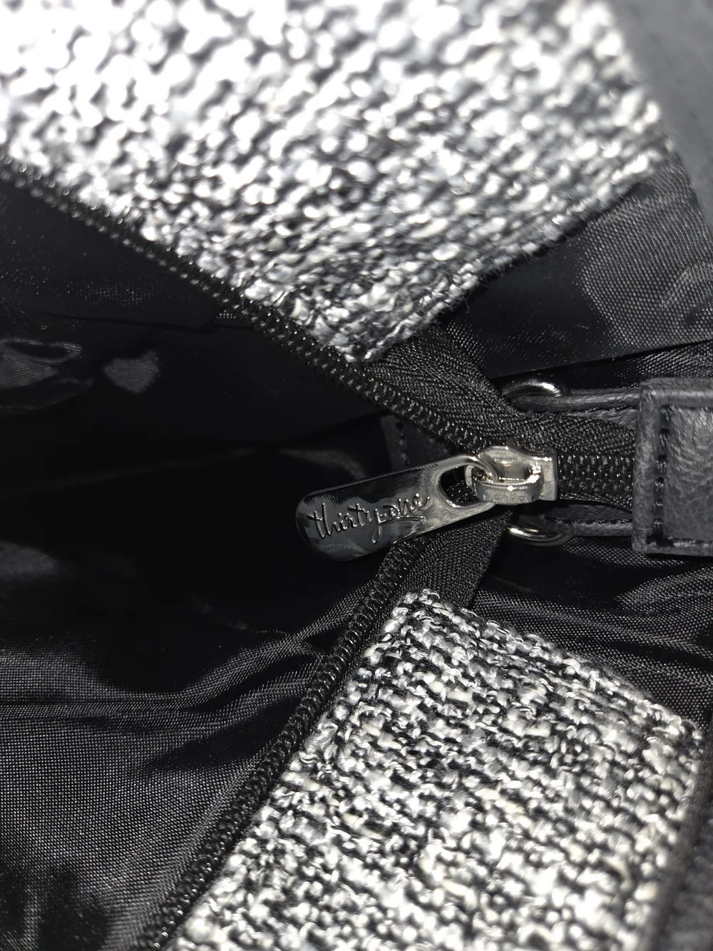 Designed Tote Bag in Black and White Tweed - Brand: